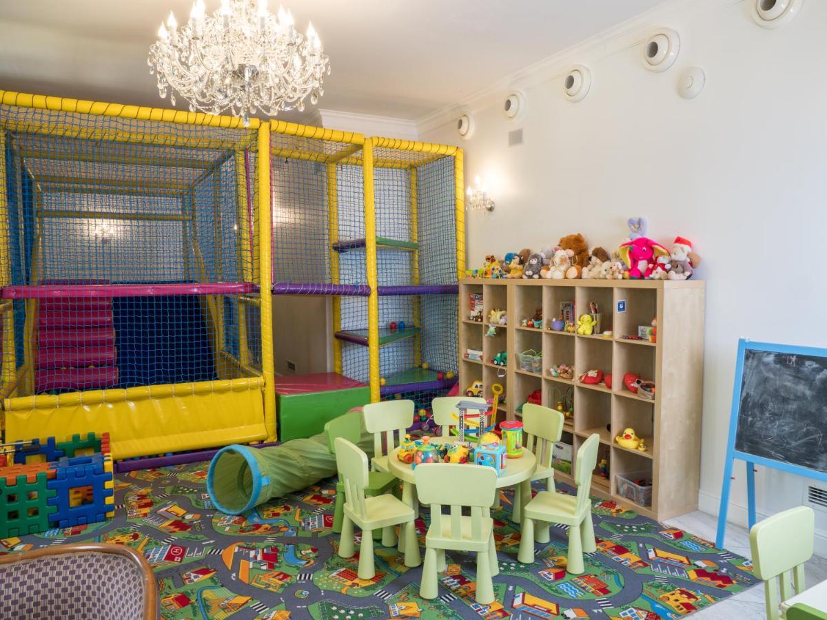 Hotel Sobienie Krolewskie Sobienie Szlacheckie Bagian luar foto