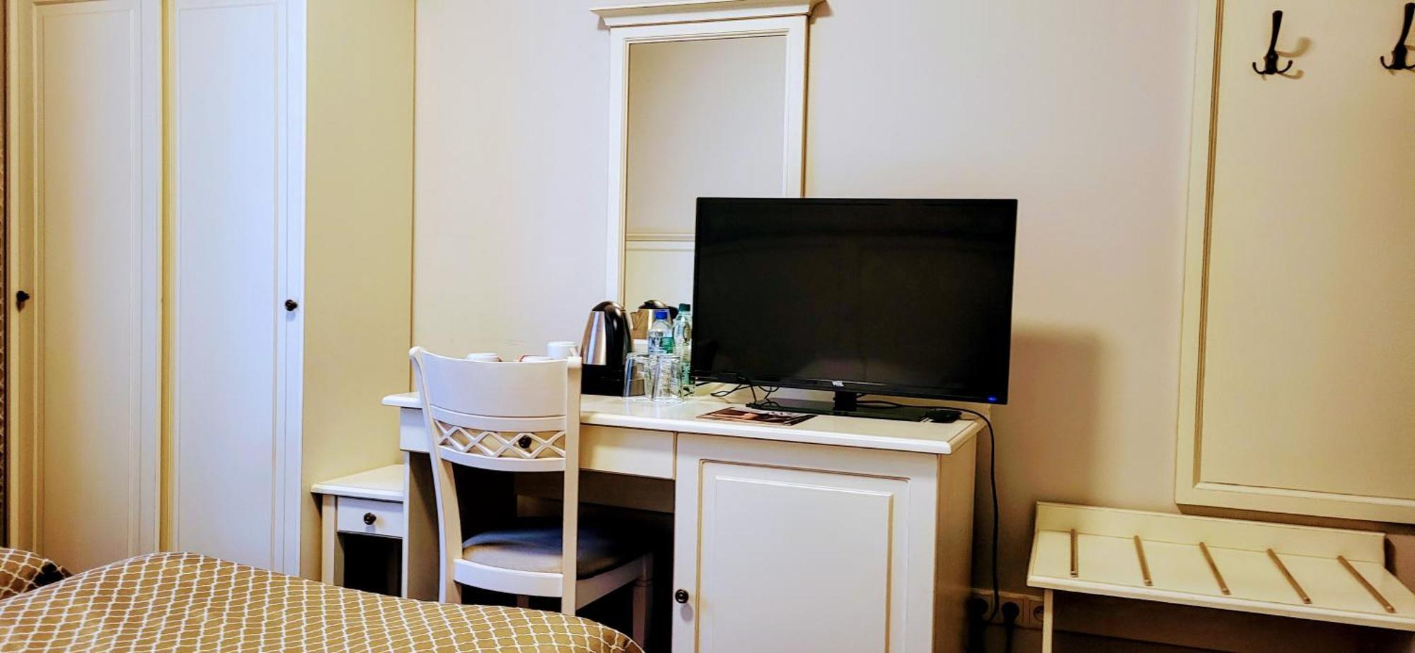 Hotel Sobienie Krolewskie Sobienie Szlacheckie Bagian luar foto