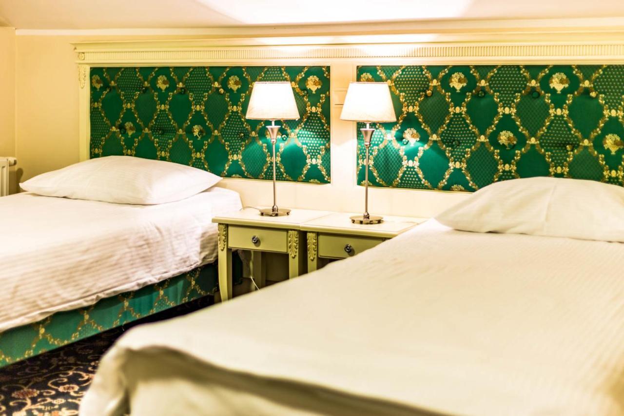 Hotel Sobienie Krolewskie Sobienie Szlacheckie Bagian luar foto