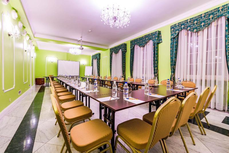 Hotel Sobienie Krolewskie Sobienie Szlacheckie Bagian luar foto
